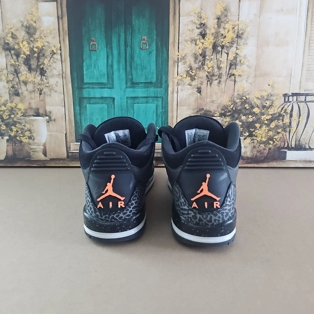 Nike Air Jordan Retro 3 Shoes Fear Pack Grey Orange OG DM0967-080 Mens Size 6.5Y